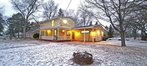 315 8th Ave NE, Little Falls, MN 56345