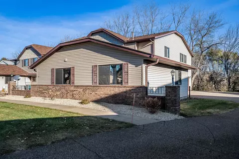 183 96th Ln NE, Blaine, MN 55434
