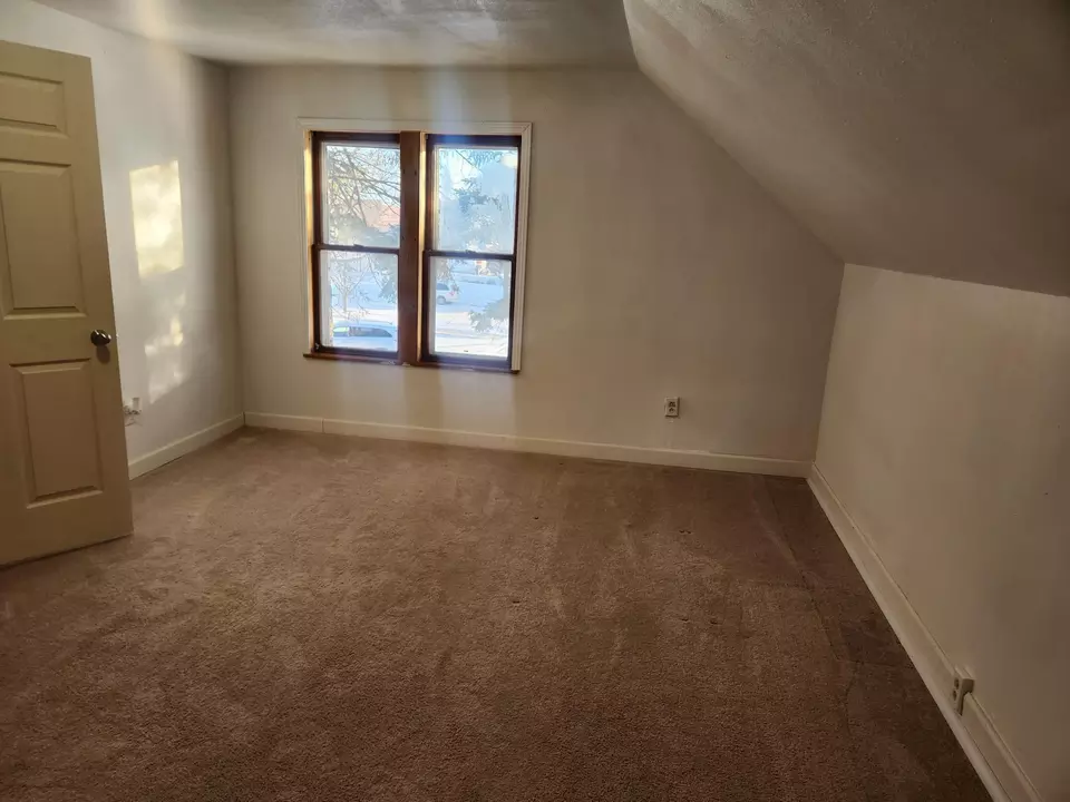 Bedroom - 412 Plum St, Lakefield, MN 56150 photo 3 of 3