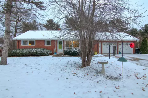 1823 W Vine St, Eau Claire, WI 54703