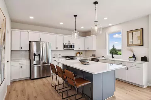 10199 Blackmoor Rd, Woodbury, MN 55129