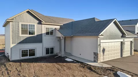 2749 213th St W, Farmington, MN 55024