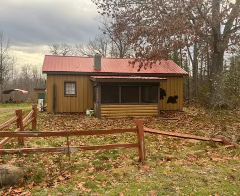 918 E Stuart Rd, Danbury, WI 54830