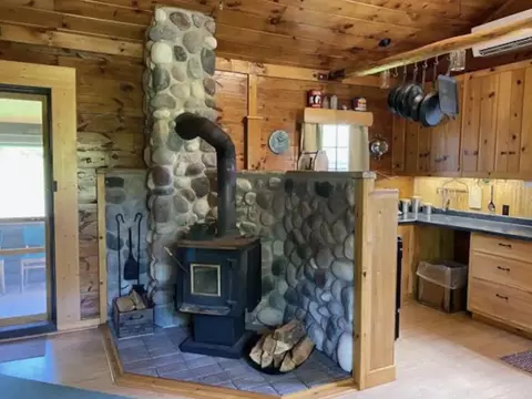 918 E Stuart Rd, Danbury, WI 54830 photo 4