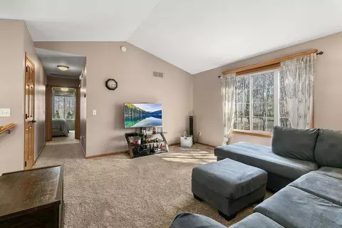 1734 Maple Ct, Saint Cloud, MN 56304 photo 13