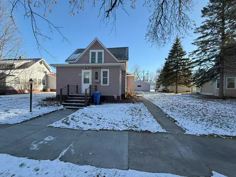 516 2nd Ave, Madison, MN 56256