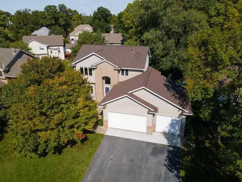 10008 Hidden Oaks Ln N, Champlin, MN 55316