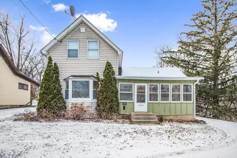 128 Holcombe St S, Stillwater, MN 55082