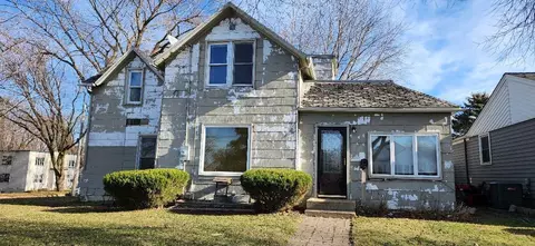 1001 James Ave, Albert Lea, MN 56007
