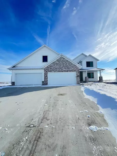 8336 59 St S, Horace, ND 58047