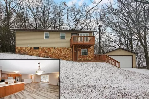 912 1st Ave N, Sauk Rapids, MN 56379