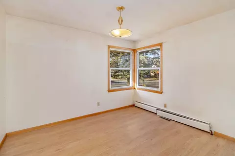 503 3rd St, Kenyon, MN 55946 photo 3