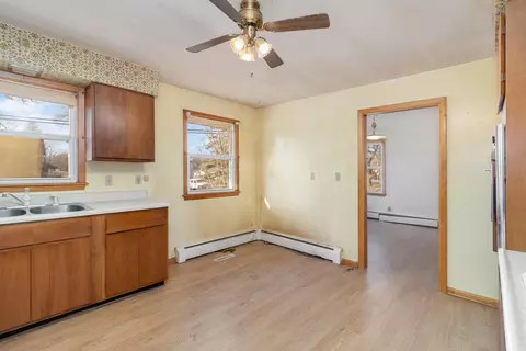 503 3rd St, Kenyon, MN 55946 photo 7