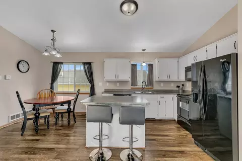 1023 3rd St N, Saint Cloud, MN 56303 photo 5