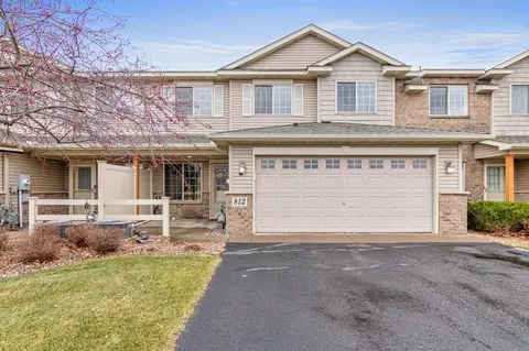 812 Independence Dr, Big Lake, MN 55309