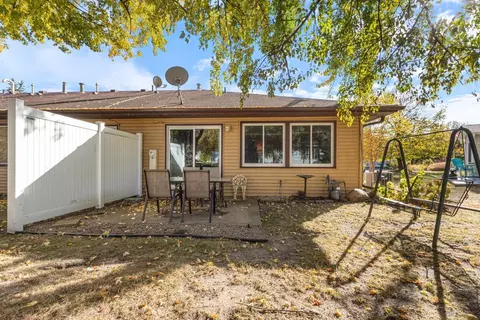 4841 Barbara Ln, Inver Grove Heights, MN 55077