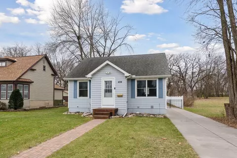 434 Park St, Anoka, MN 55303