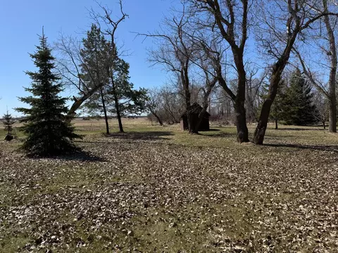 Exterior - 604 E University Ave, Badger, MN 56714 photo 2 of 3