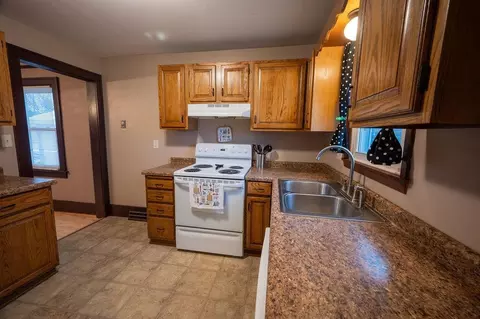 1160 Franklin St, Baldwin, WI 54002 photo 3