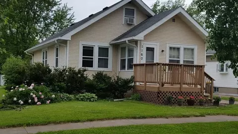 1160 Franklin St, Baldwin, WI 54002