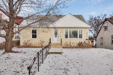 575 36th Ave NE, Minneapolis, MN 55418