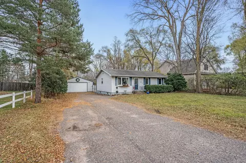 4830 Hodgson Connection Rd, Shoreview, MN 55126