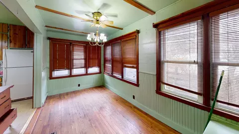 910 W Main St, Albert Lea, MN 56007 photo 8