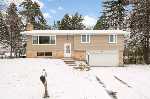 3462 Harriet Ct, Shoreview, MN 55126