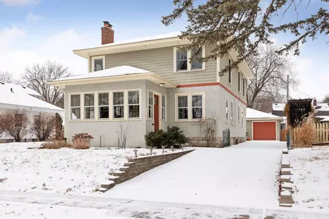 1197 Edgcumbe Rd, Saint Paul, MN 55105