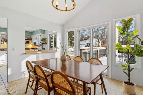1280 Raspberry Ln, Eagan, MN 55123 photo 7