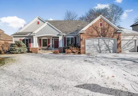 10466 Abbott Dr N, Brooklyn Park, MN 55443