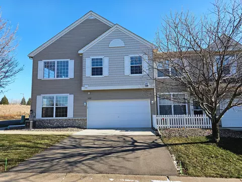 5400 Oriole Dr #25, Farmington, MN 55024