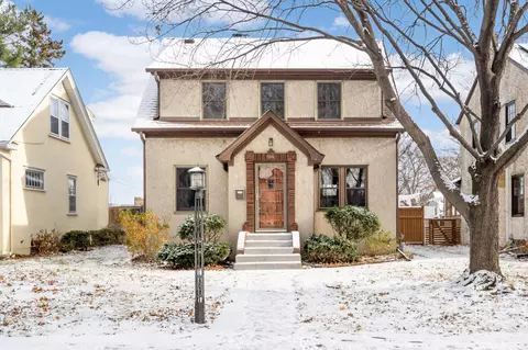 584 Brimhall St, Saint Paul, MN 55116