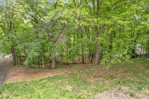 4820 Sparrow Rd, Minnetonka, MN 55345