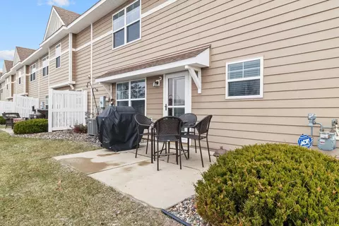 3428 Chestnut Ln, Eagan, MN 55123 photo 29