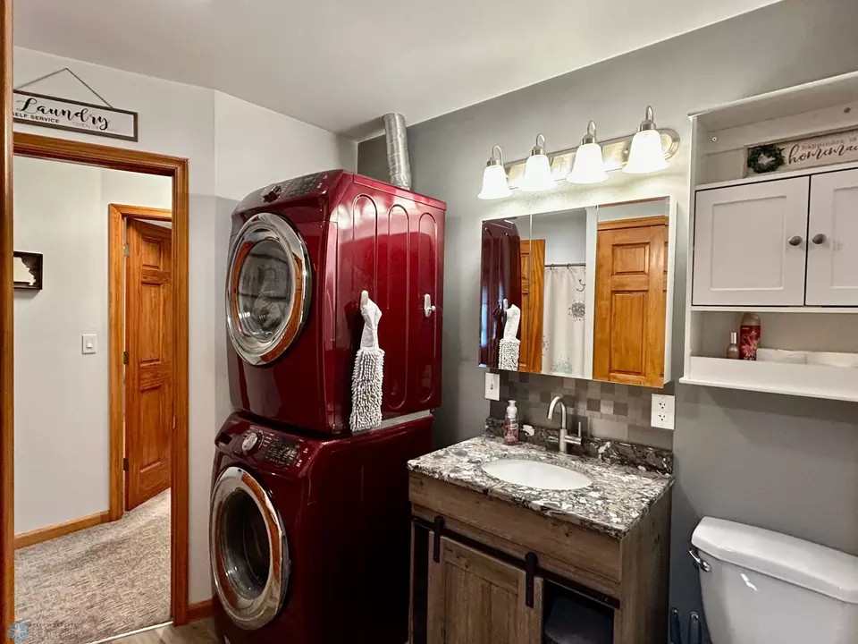  1143 6th St SE, Valley City, ND 58072 photo 30