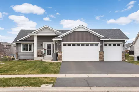 2093 Cypress St, Hugo, MN 55038