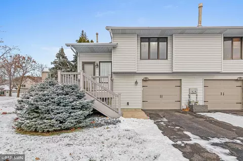 6834 132nd Street Ct, Apple Valley, MN 55124