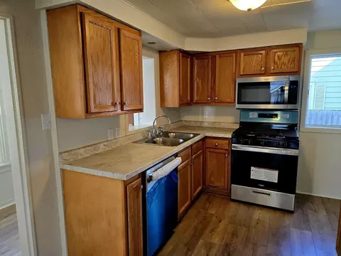 808 8th St SW, Austin, MN 55912 photo 5