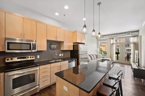 240 Spring St #404, Saint Paul, MN 55102