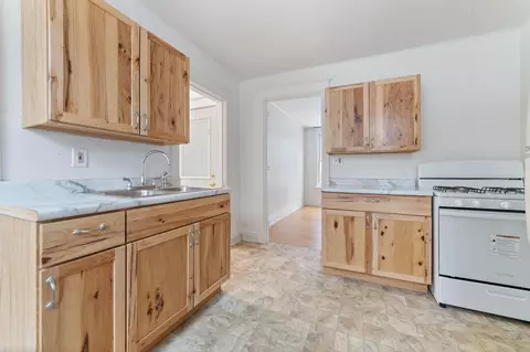 1014 N 8th Ave E, Duluth, MN 55805 photo 4