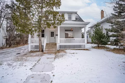 1014 N 8th Ave E, Duluth, MN 55805