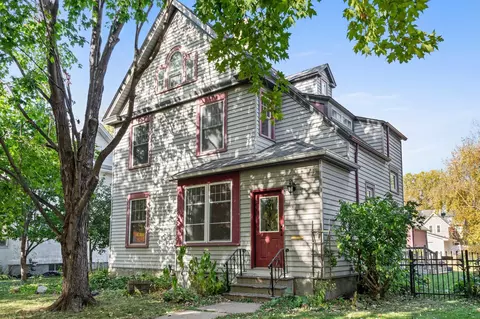 1873 Iglehart Ave, Saint Paul, MN 55104