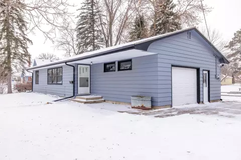209 Park Ave N, Park Rapids, MN 56470