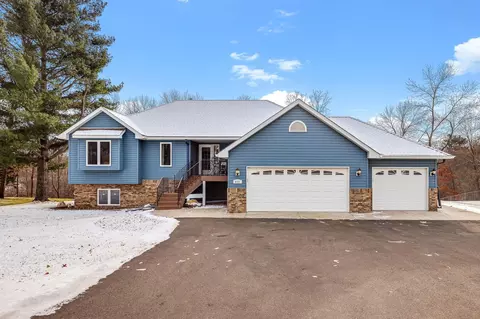 6121 Birch St, North Branch, MN 55056