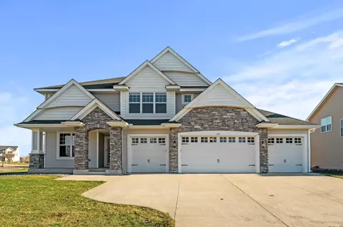 6711 Jensen Ave S, Cottage Grove, MN 55016