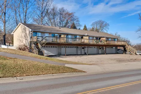 811 N Kingston St, Caledonia, MN 55921