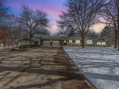 5926 Royal Oaks Rd, Royalton, MN 56373