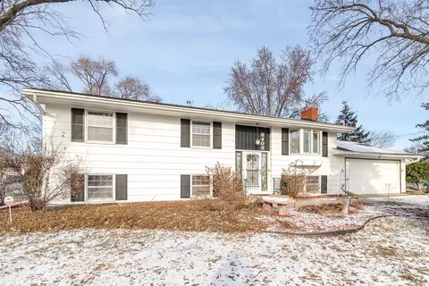 8408 49th Ave N, New Hope, MN 55428