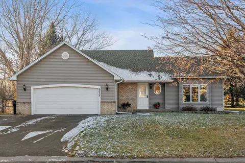 6575 Black Duck Dr S, Lino Lakes, MN 55014